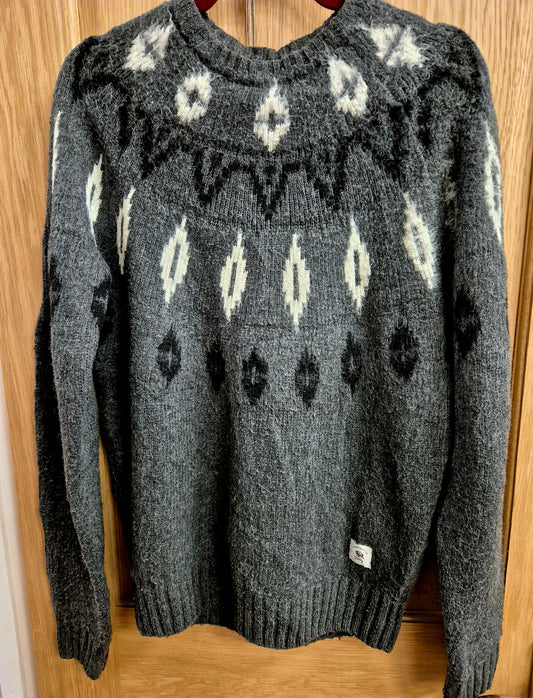 Gorgeous thick knit vintage Fair Isle jumper size 10