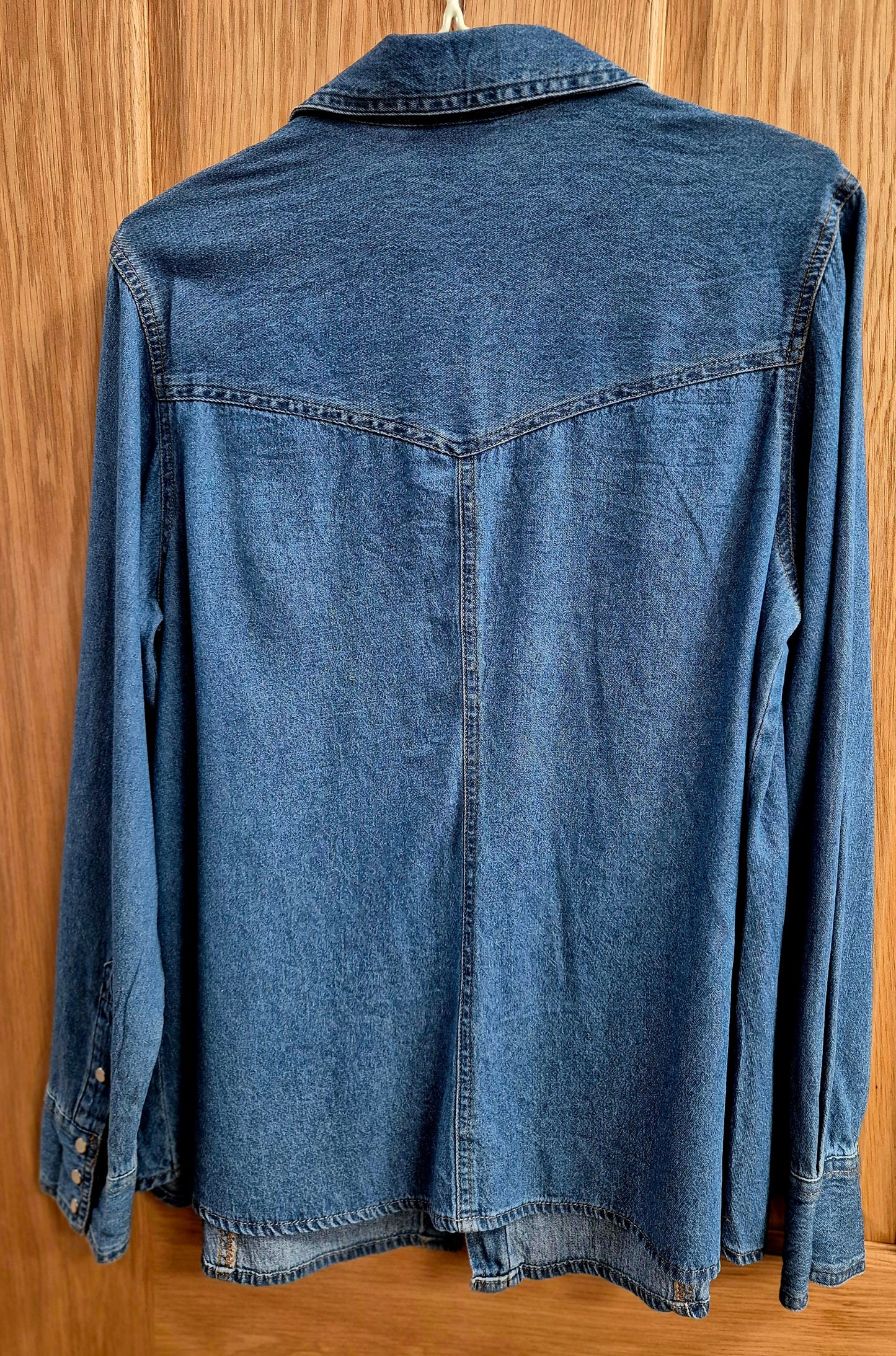 Vintage denim shirt. Size 14