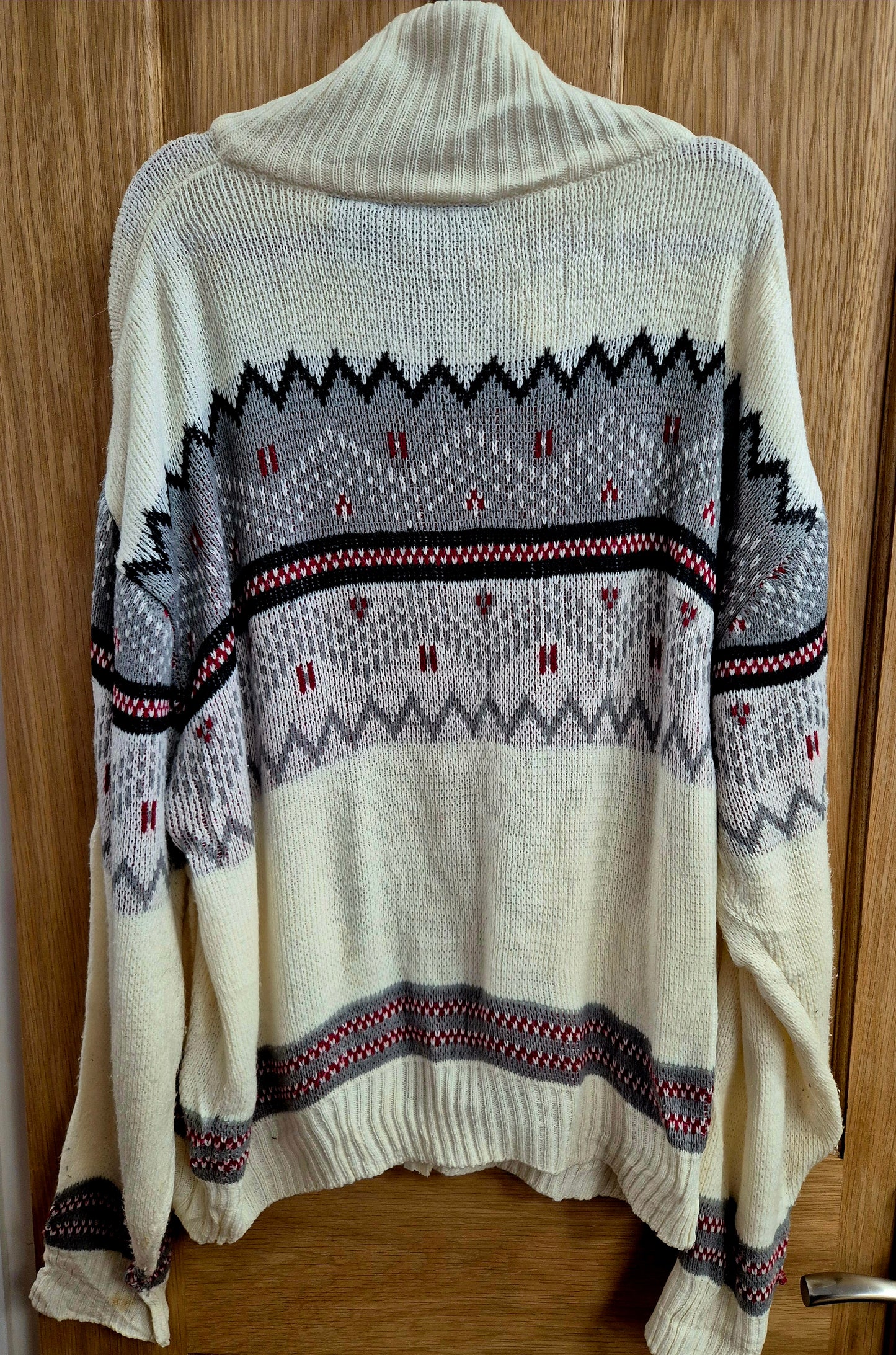 Vintage Mens Christmas cardigan in size xl