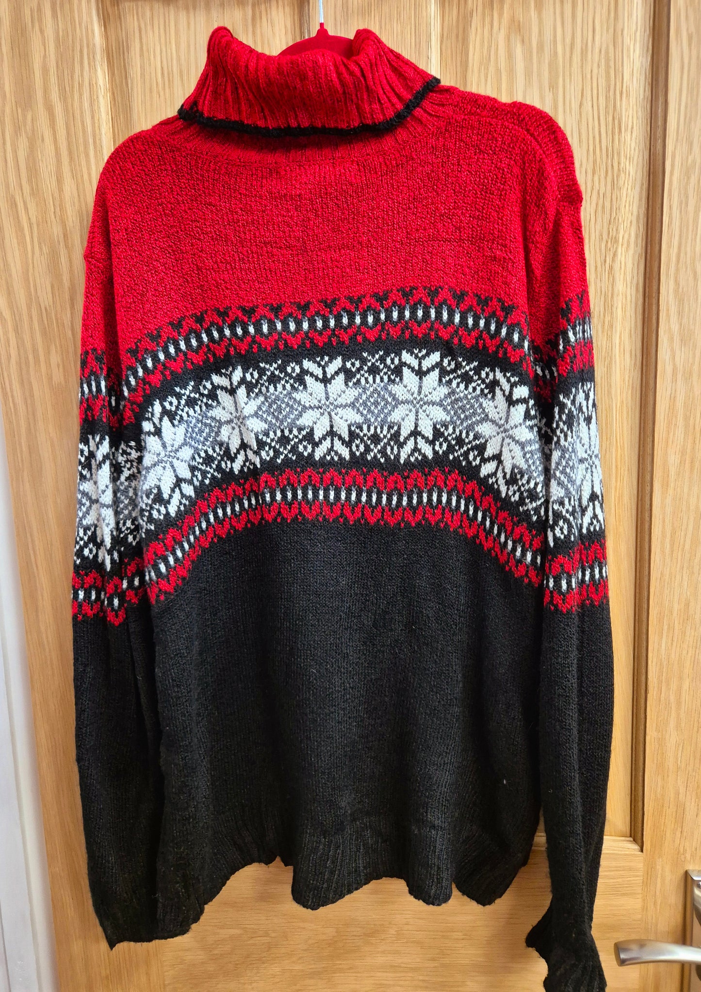 Vintage roll neck Christmas jumper. Size large