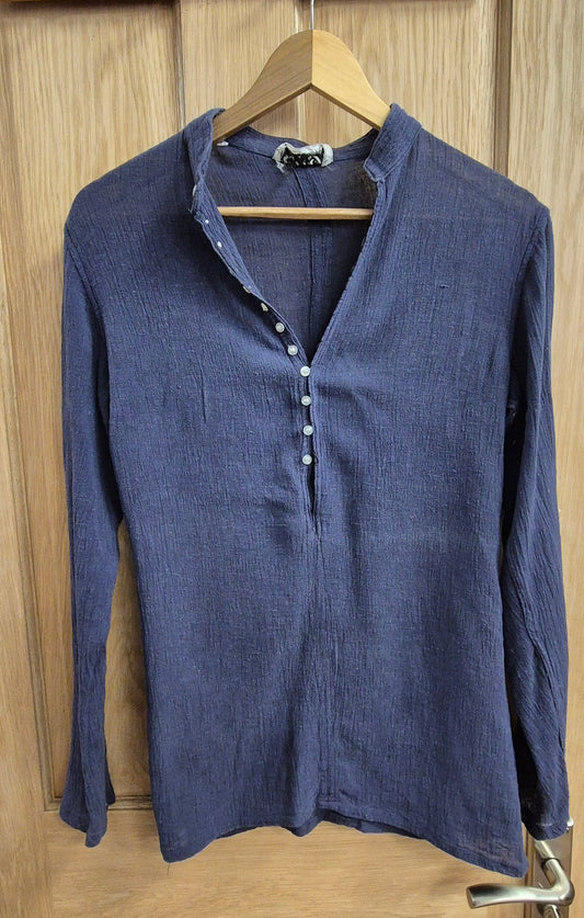 Vintage 1970s unisex cheese cloth grandad collar shirt. 38 chest