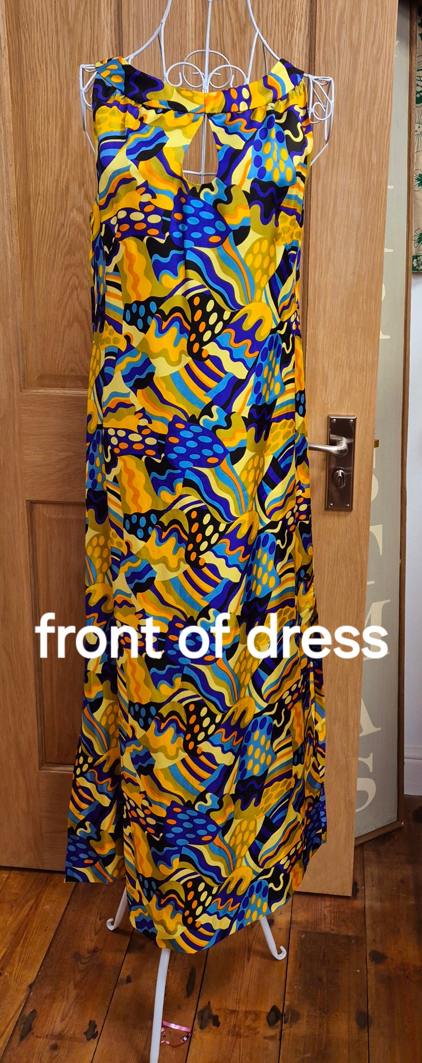 Vintage 1960s psychedelic maxi dress. In beautiful condition. Size 10