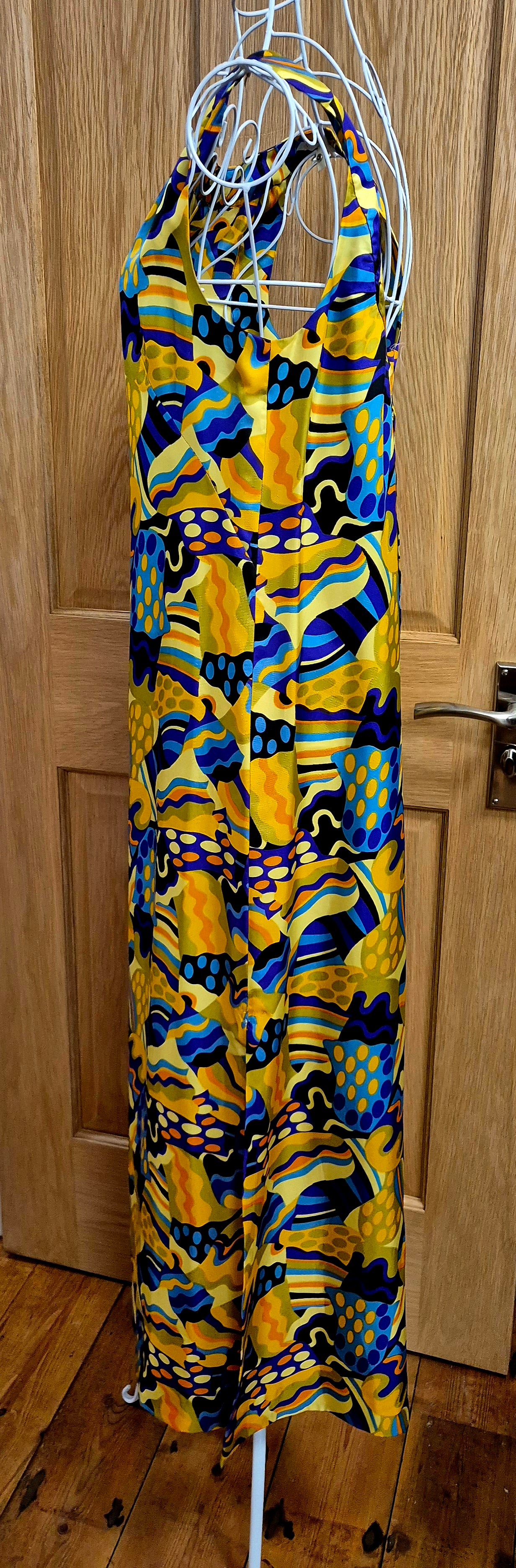 Vintage 1960s psychedelic maxi dress. In beautiful condition. Size 10