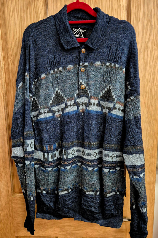 Vintage mens Christmas jumper. Size L. Longer length.