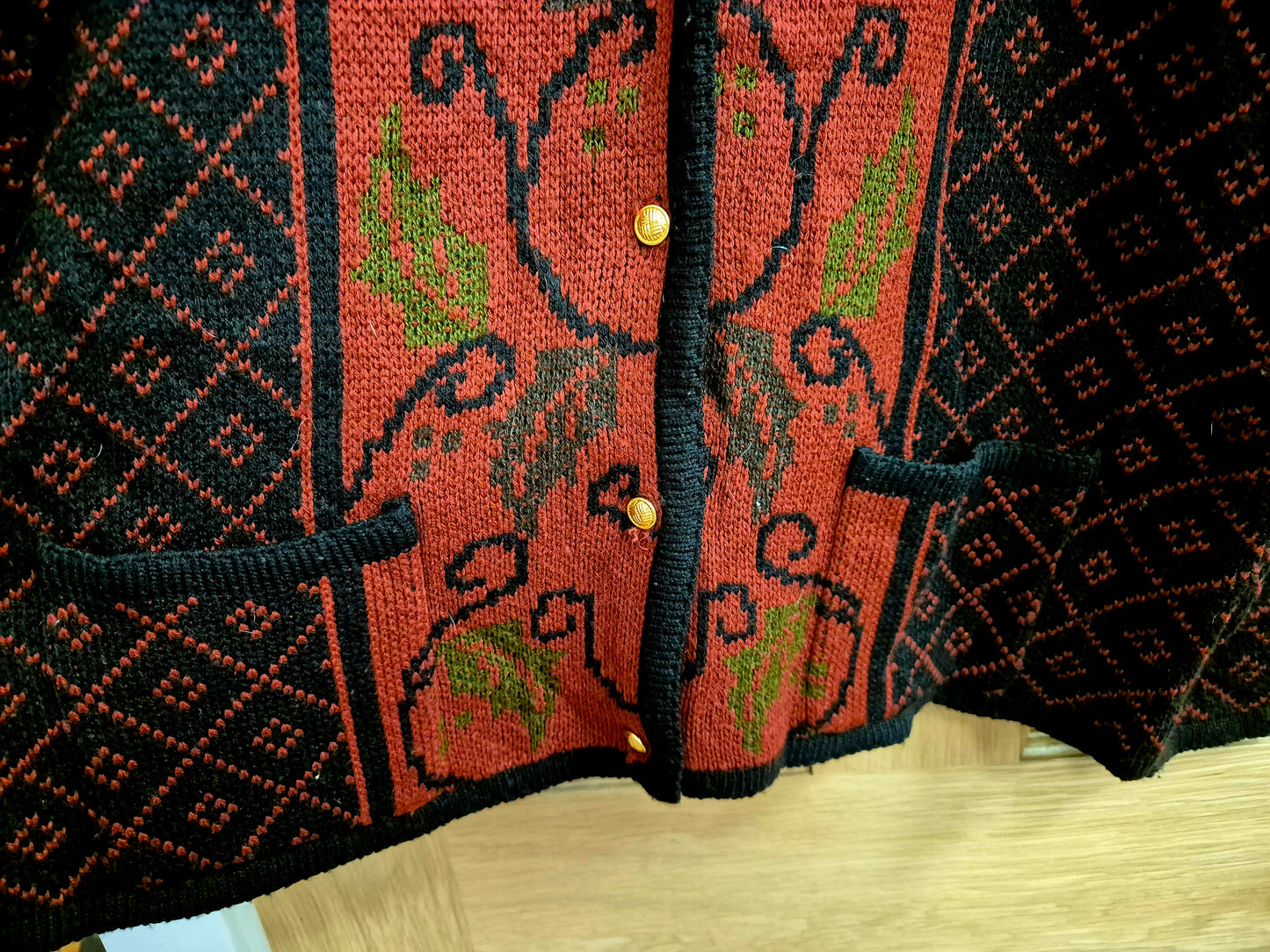 Vintage 1990s cardigan. Size uk 14/16