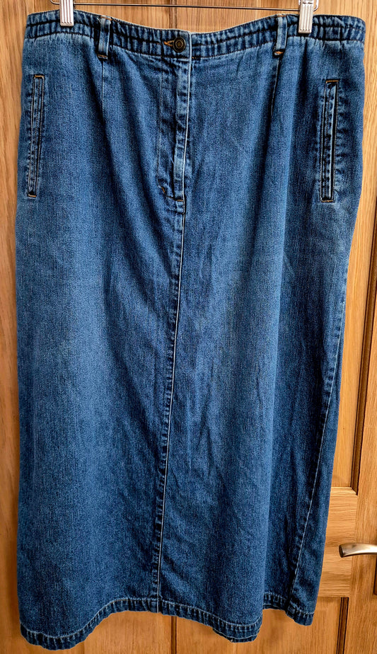 Lovely long length Vintage denim skirt size uk 18