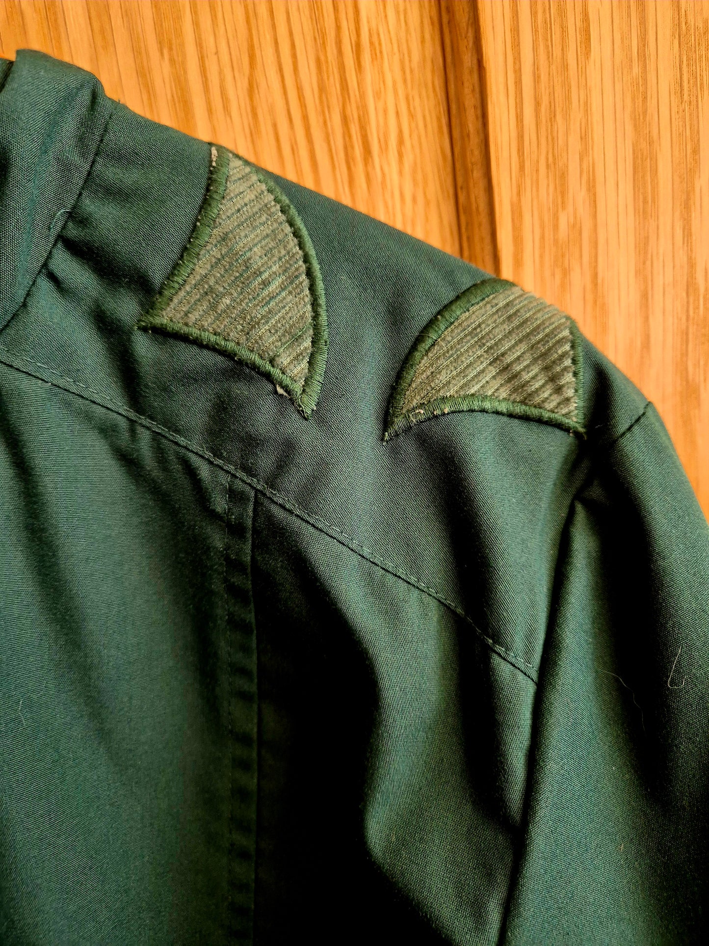 Vintage 1980s light padded coat green. Size uk 12/14