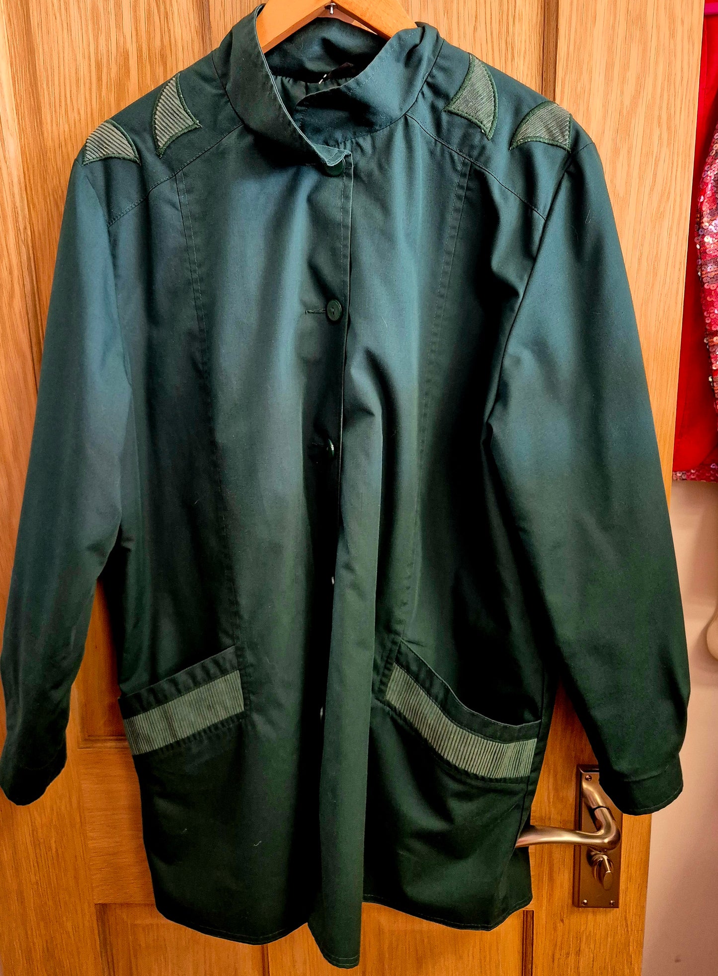 Vintage 1980s light padded coat green. Size uk 12/14